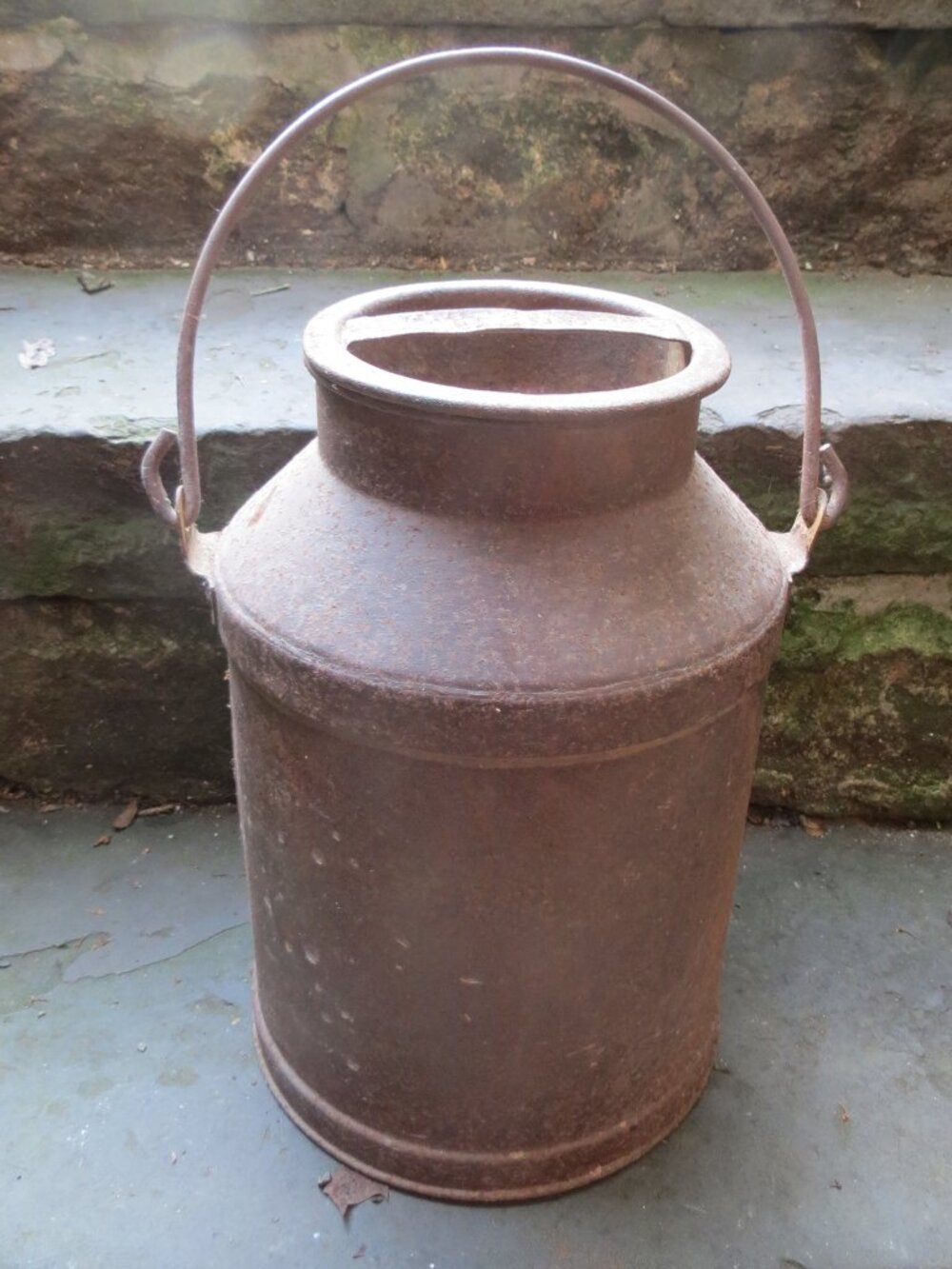 Vintage Antique Metal STEEL? 10 QT Cream Milk Canister w Drop Handle & Lid Rusty